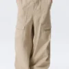 Pantalones Rael Kade Parachute – Beige claro Pantalones Rael Kade Parachute – Beige claro