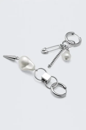 Pendientes de aro asimétricos con perlas – Plata
