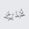 Pendientes de aro con puntas – Color plateado Pendientes de aro con puntas – Color plateado