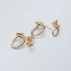 Pendientes de forma orgánica – Dorados Pendientes de forma orgánica – Dorados