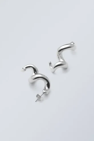 Pendientes retorcidos en espiral – Color plateado