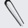 Pin escultural de metal – Gris carbón Pin escultural de metal – Gris carbón