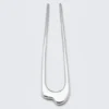 Pin escultural de metal – Gris plateado