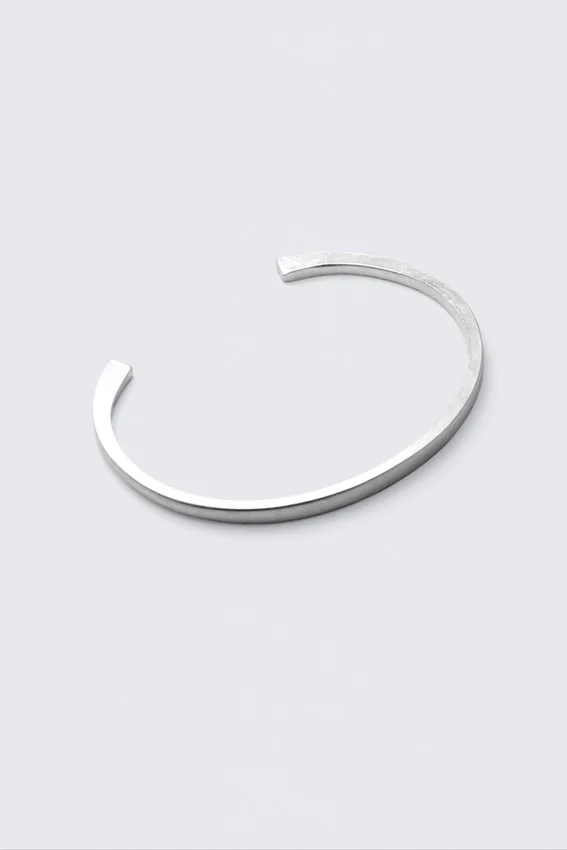 Pulsera de brazalete abierto chapada en plata – Plata Pulsera de brazalete abierto chapada en plata – Plata