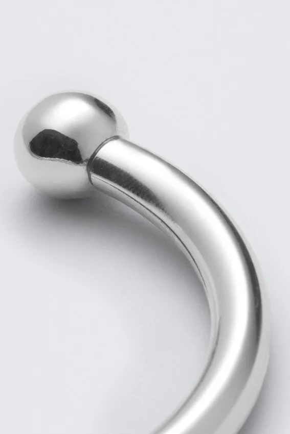 Pulsera tipo brazalete abierta pulida – Plata Pulsera tipo brazalete abierta pulida – Plata