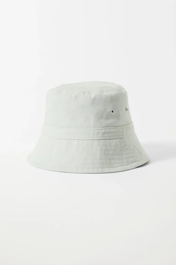 Sombrero de pescador Attitude – Blanco polvoriento Sombrero de pescador Attitude – Blanco polvoriento