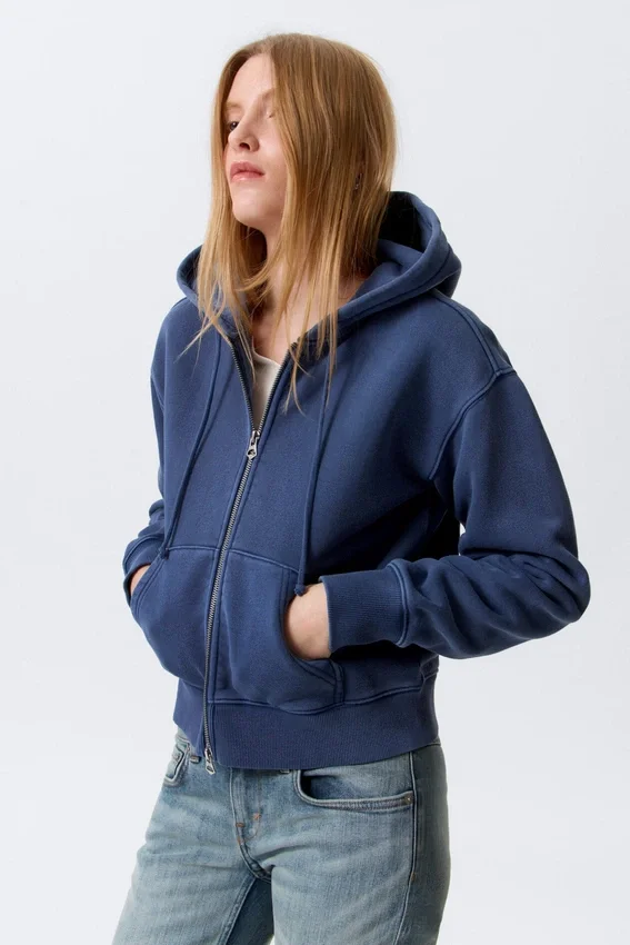 Sudadera con capucha ajustada y cremallera – Azul oscuro lavado Sudadera con capucha ajustada y cremallera – Azul oscuro lavado