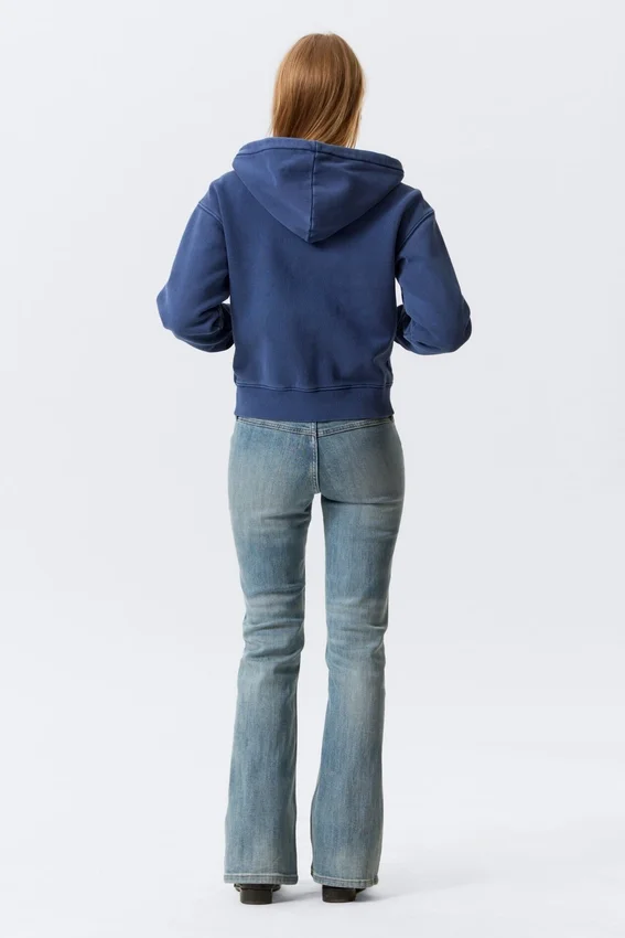 Sudadera con capucha ajustada y cremallera – Azul oscuro lavado Sudadera con capucha ajustada y cremallera – Azul oscuro lavado