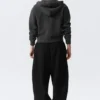 Sudadera con capucha ajustada y cremallera – Negro lavado