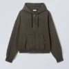 Sudadera con capucha, cremallera y bordado de corte recto – Gris oscuro Sudadera con capucha, cremallera y bordado de corte recto – Gris oscuro