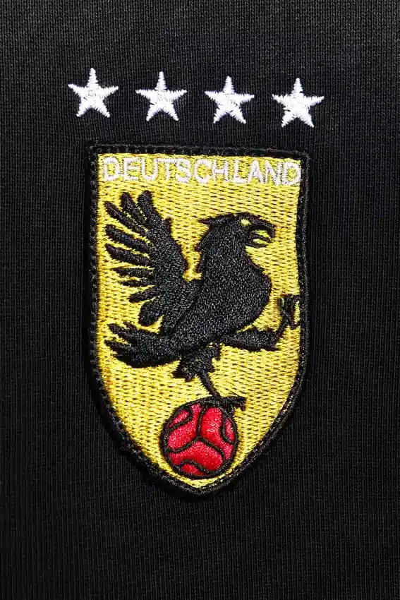 Sudadera con capucha de fútbol de corte holgado Toffs – Negro oscuro Sudadera con capucha de fútbol de corte holgado Toffs – Negro oscuro