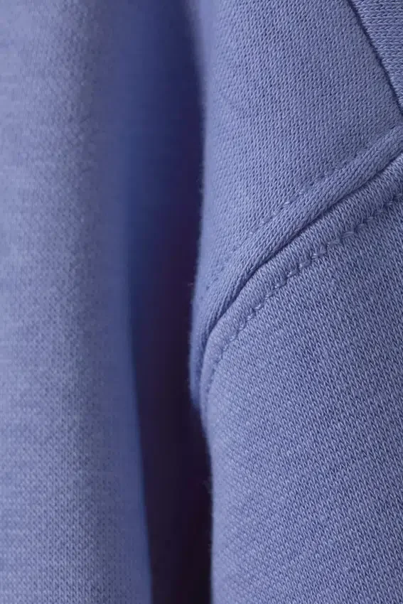 Sudadera con capucha de peso medio estándar – Lila claro Sudadera con capucha de peso medio estándar – Lila claro