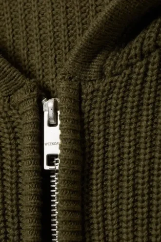 Sudadera con capucha de punto de corte recto – Verde caqui oscuro