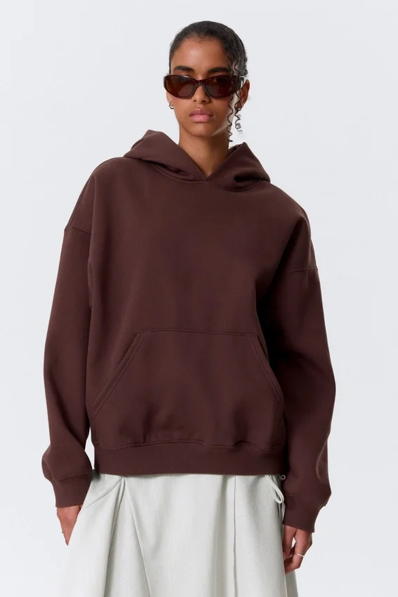 Sudadera con capucha oversize de tejido grueso – Rojo oscuro Sudadera con capucha oversize de tejido grueso – Rojo oscuro