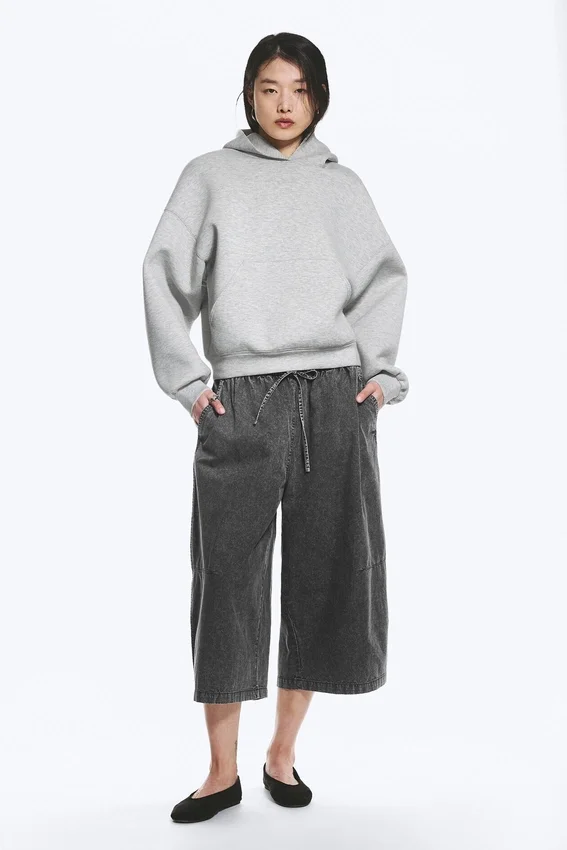 Sudadera con capucha oversize de tejido scuba – Gris claro Sudadera con capucha oversize de tejido scuba – Gris claro