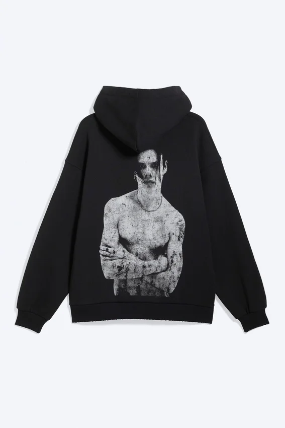 Sudadera con capucha oversize estampada de Yungblud – Negro apagado Sudadera con capucha oversize estampada de Yungblud – Negro apagado