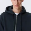 Sudadera con capucha y cremallera clásica – Azul marino Sudadera con capucha y cremallera clásica – Azul marino