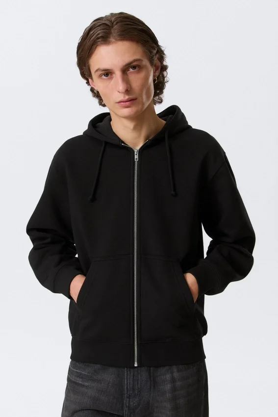 Sudadera con capucha y cremallera clásica – Negro Sudadera con capucha y cremallera clásica – Negro