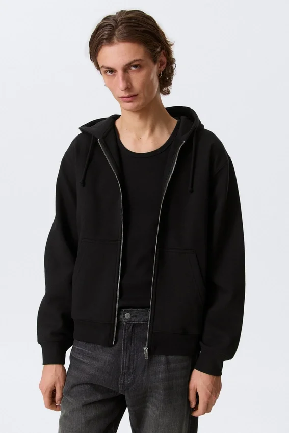 Sudadera con capucha y cremallera clásica – Negro Sudadera con capucha y cremallera clásica – Negro