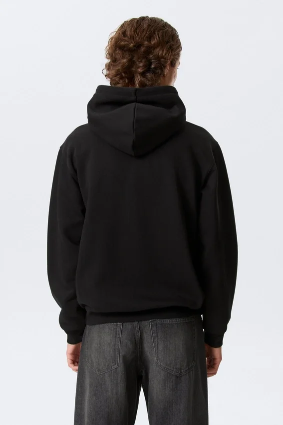 Sudadera con capucha y cremallera clásica – Negro Sudadera con capucha y cremallera clásica – Negro
