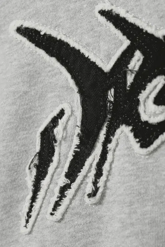 Sudadera con capucha y cremallera con estampados cuadrados – Gris jaspeado – Dream Sudadera con capucha y cremallera con estampados cuadrados – Gris jaspeado – Dream