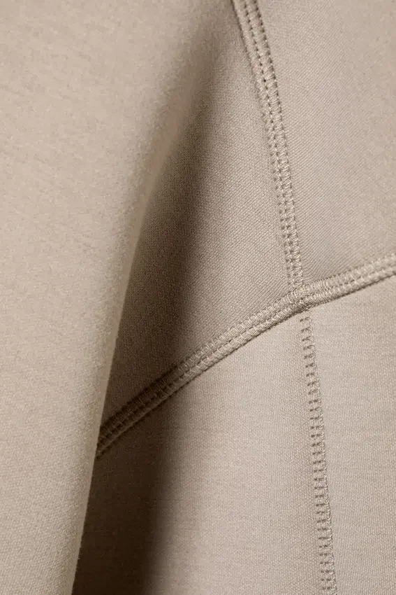 Sudadera con capucha y cremallera de estilo scuba holgada y cuello alto – Light Dusty Mole Sudadera con capucha y cremallera de estilo scuba holgada y cuello alto – Light Dusty Mole