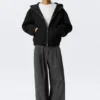 Sudadera con capucha y cremallera de estilo scuba holgada y cuello alto – Negro Sudadera con capucha y cremallera de estilo scuba holgada y cuello alto – Negro