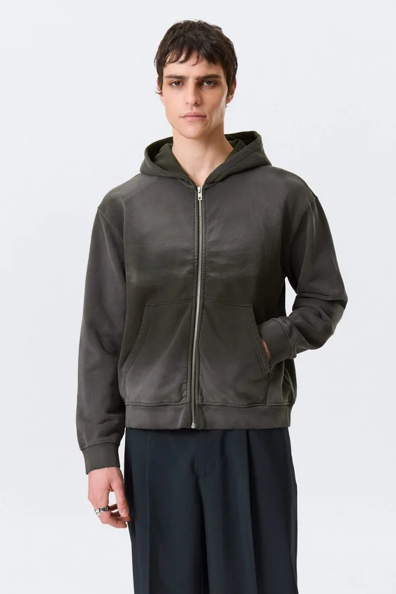 Sudadera con capucha y cremallera, efecto desgastado y encogido – Gris oscuro Sudadera con capucha y cremallera, efecto desgastado y encogido – Gris oscuro