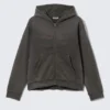 Sudadera con capucha y cremallera, efecto desgastado y encogido – Gris oscuro Sudadera con capucha y cremallera, efecto desgastado y encogido – Gris oscuro
