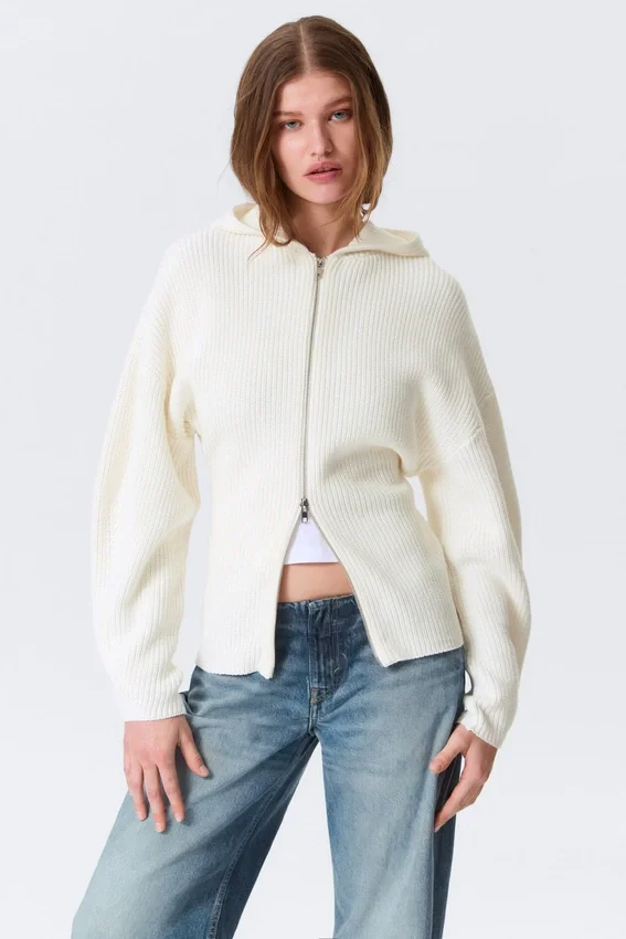 Sudadera con capucha y cremallera larga de punto – Blanca Sudadera con capucha y cremallera larga de punto – Blanca