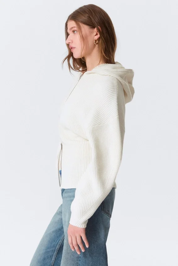 Sudadera con capucha y cremallera larga de punto – Blanca Sudadera con capucha y cremallera larga de punto – Blanca