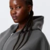 Sudadera con capucha y cremallera oversize – Gris oscuro Sudadera con capucha y cremallera oversize – Gris oscuro