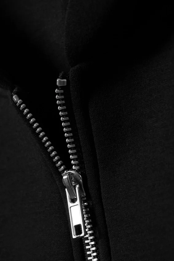 Sudadera con capucha y cremallera oversize – Negro Sudadera con capucha y cremallera oversize – Negro