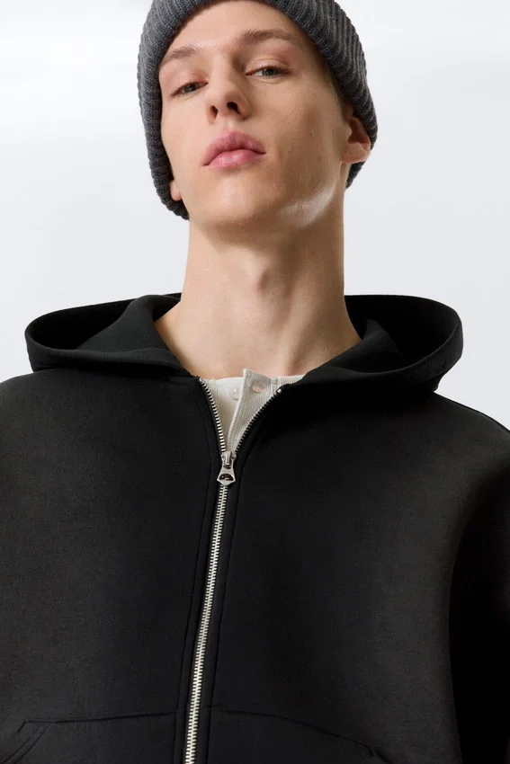 Sudadera con capucha y cremallera Simon Washed Scuba – Negro descolorido Sudadera con capucha y cremallera Simon Washed Scuba – Negro descolorido