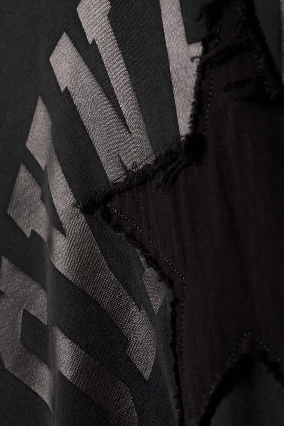 Sudadera con capucha y estampados, corte holgado y cuadrado – Negro – Synergy Sudadera con capucha y estampados, corte holgado y cuadrado – Negro – Synergy