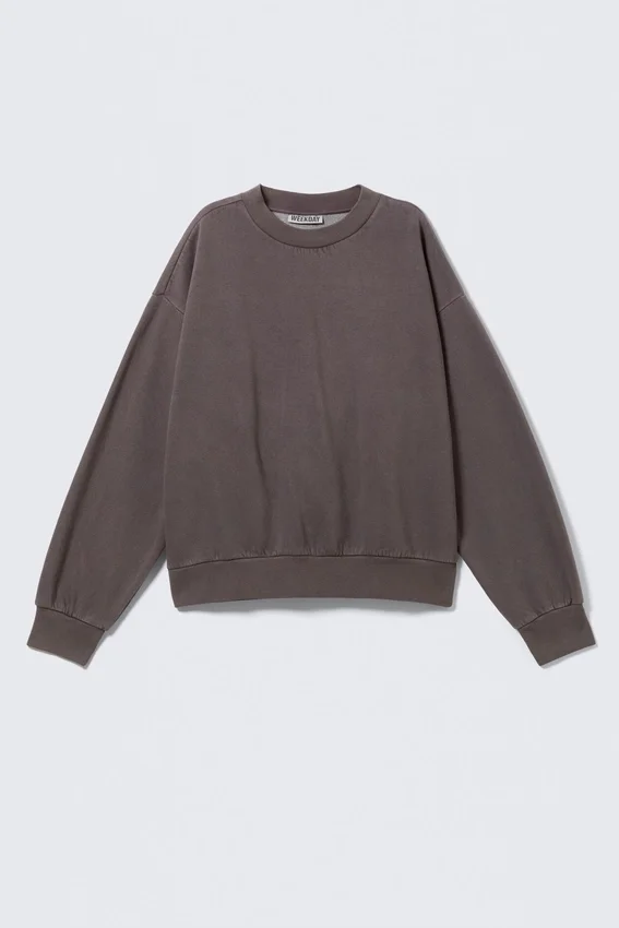 Sudadera de corte holgado – Marrón oscuro lavado Sudadera de corte holgado – Marrón oscuro lavado