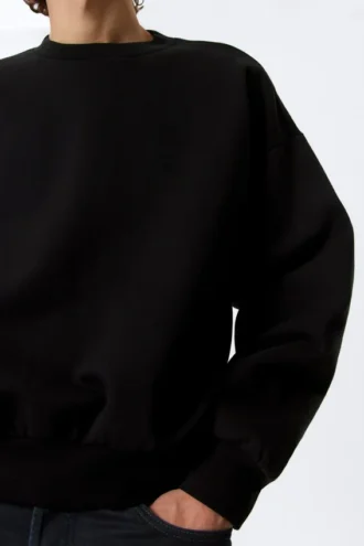 Sudadera de corte holgado – Negro