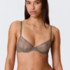 Sujetador con aros de encaje transparente – Gris empolvado
