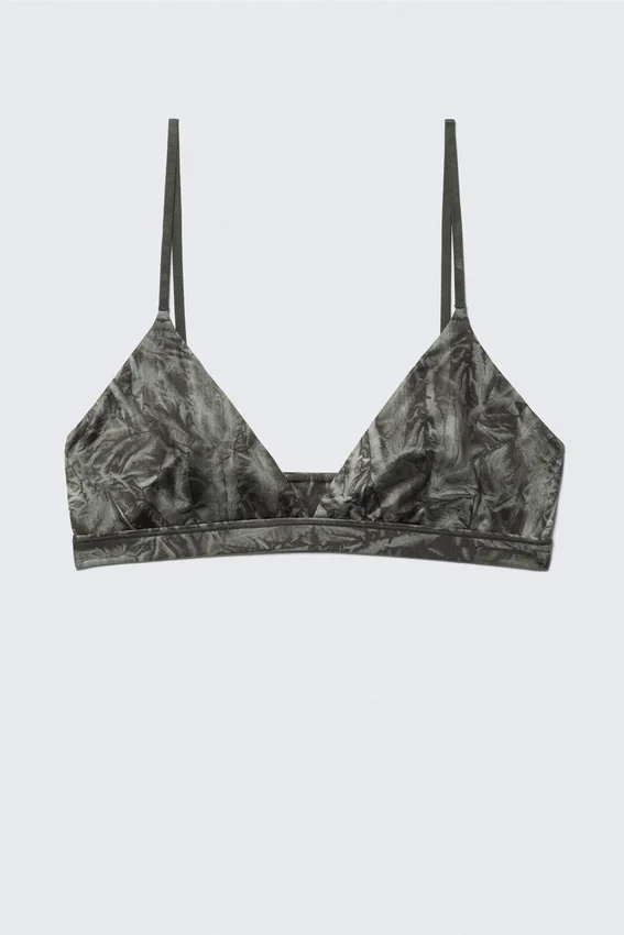 Sujetador triangular con cuello en V de microtejido suave – Gris oscuro – Estampado arrugado Sujetador triangular con cuello en V de microtejido suave – Gris oscuro – Estampado arrugado
