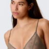 Sujetador triangular de encaje – Gris empolvado Sujetador triangular de encaje – Gris empolvado