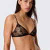 Sujetador triangular de encaje – Negro Sujetador triangular de encaje – Negro