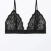 Sujetador triangular de encaje suave Lacey – Negro Sujetador triangular de encaje suave Lacey – Negro