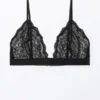 Sujetador triangular de encaje suave Lacey – Negro Sujetador triangular de encaje suave Lacey – Negro