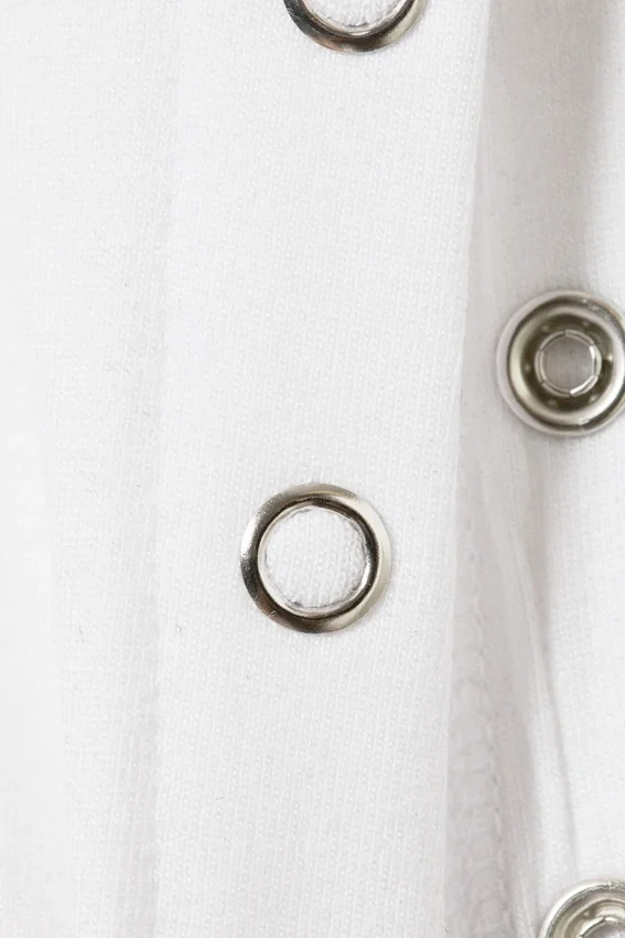 Top ajustado con cuello alto y botones a presión – Blanco Top ajustado con cuello alto y botones a presión – Blanco