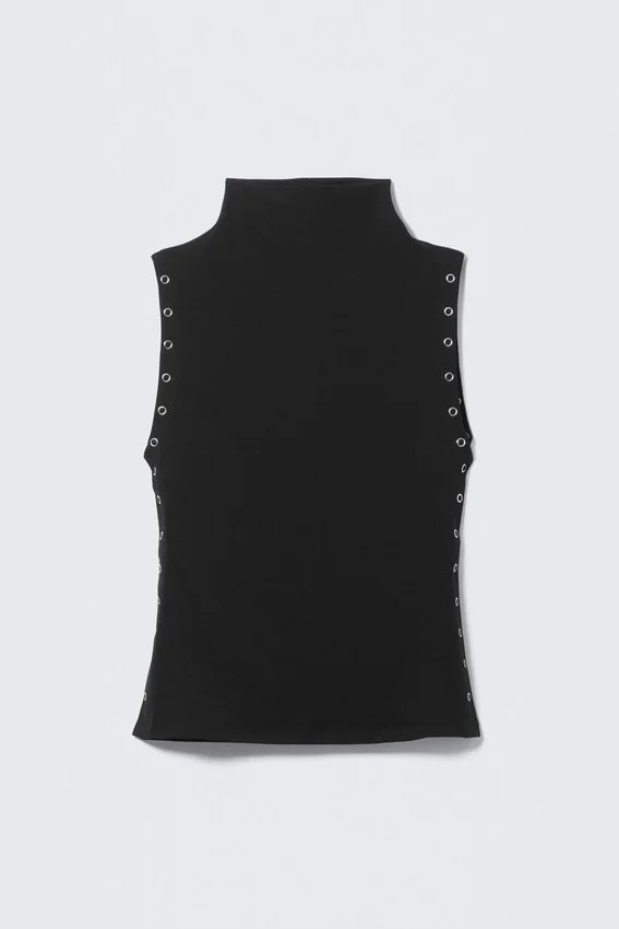 Top ajustado de cuello alto con botones a presión – Negro Top ajustado de cuello alto con botones a presión – Negro