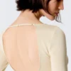Top ajustado de manga larga con espalda abierta – Beige claro empolvado Top ajustado de manga larga con espalda abierta – Beige claro empolvado