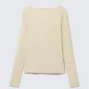 Top ajustado de manga larga con espalda abierta – Beige claro empolvado Top ajustado de manga larga con espalda abierta – Beige claro empolvado