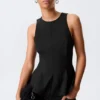 Top ajustado de nailon con peplum – Negro Top ajustado de nailon con peplum – Negro