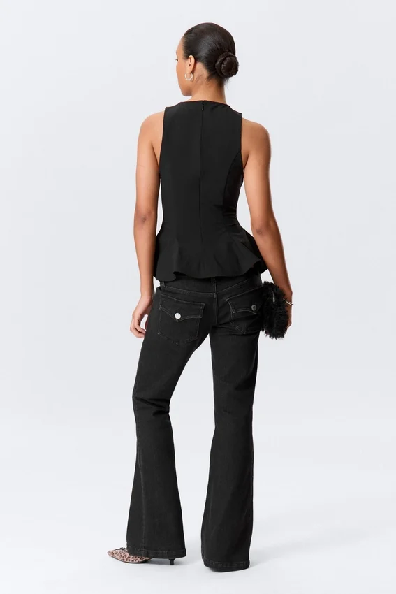 Top ajustado de nailon con peplum – Negro Top ajustado de nailon con peplum – Negro
