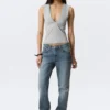 Top ajustado sin mangas con cuello en V – Gris claro jaspeado Top ajustado sin mangas con cuello en V – Gris claro jaspeado